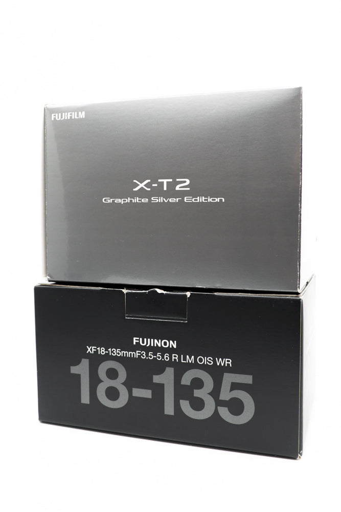 FUJIFILM X-T2 Body, Graphite silver ( 62309263 ) + Objectif Fujifilm Fujinon XF 18-135mm